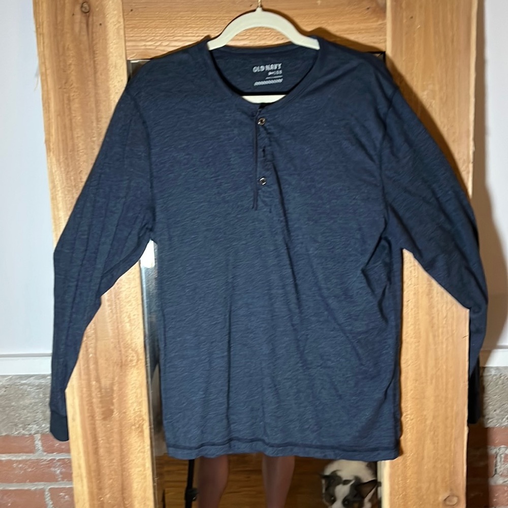 Old Navy three button henley